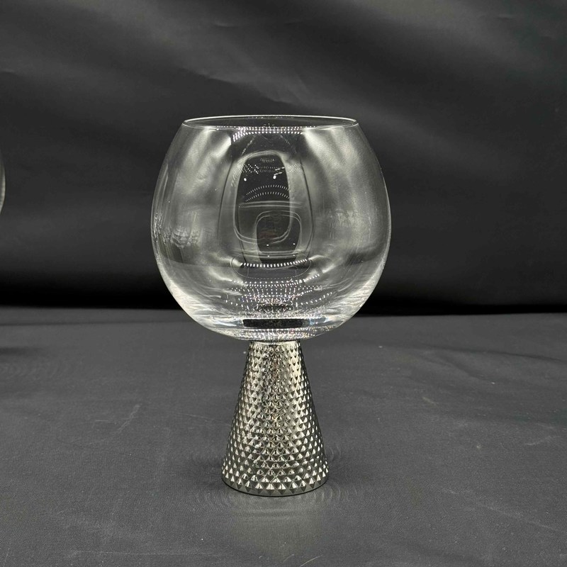 kualitas Electroplate Diamond Base Wine Glass Set pabrik
