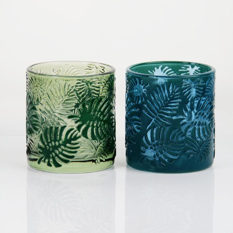 kualitas Embossed Tropical Monstera Leaf Glass Candle Holder with 200ml Capacity in Lead-Free Crystal Glass pabrik