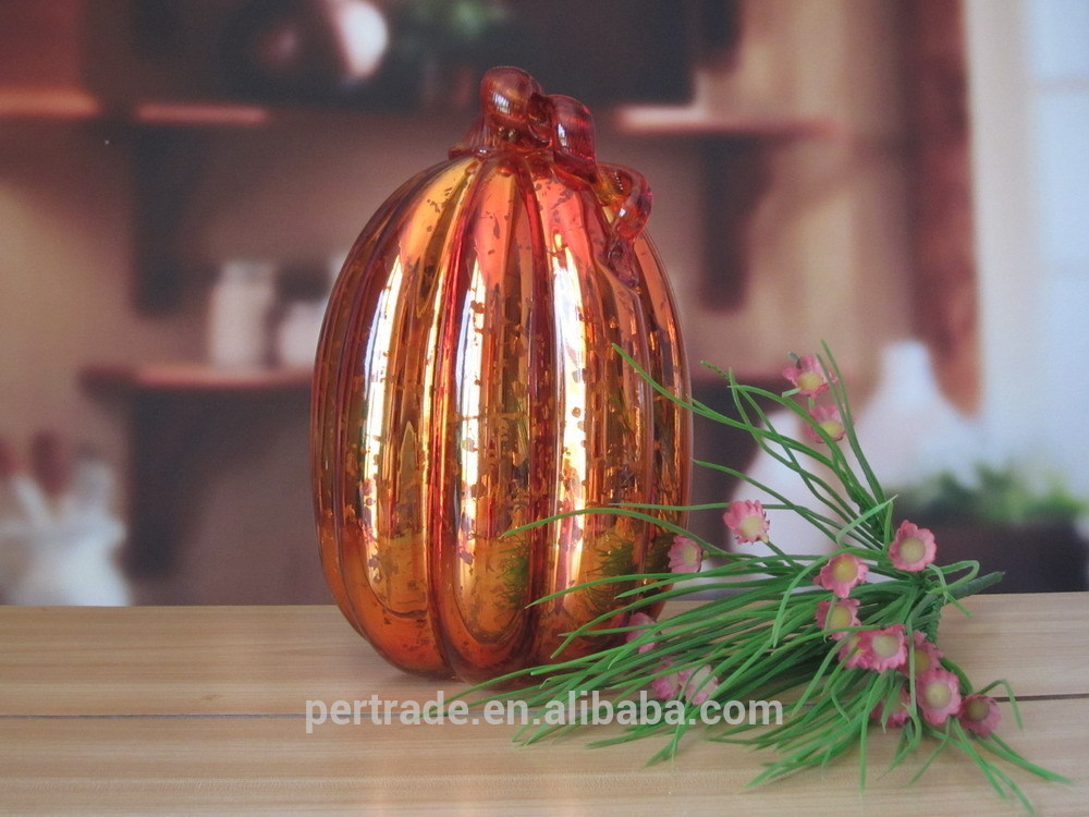 kualitas Pumpkin Lantern Antique Glass Candle Holders For Halloween pabrik