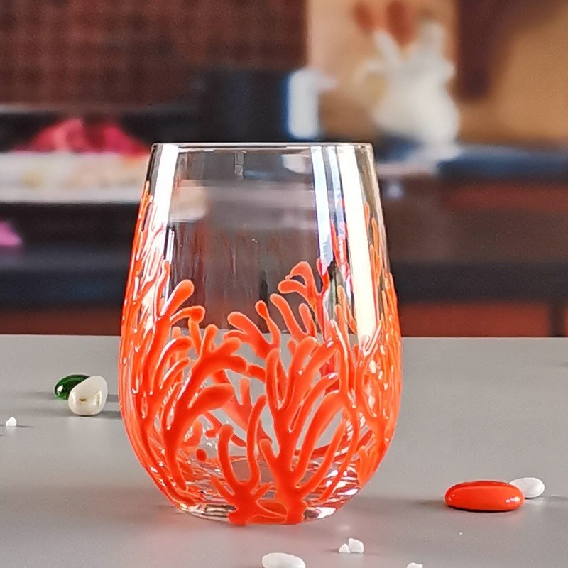 kualitas Egg Shaped 500ml Crystal Wine Glass With Embossed Red Corals pabrik