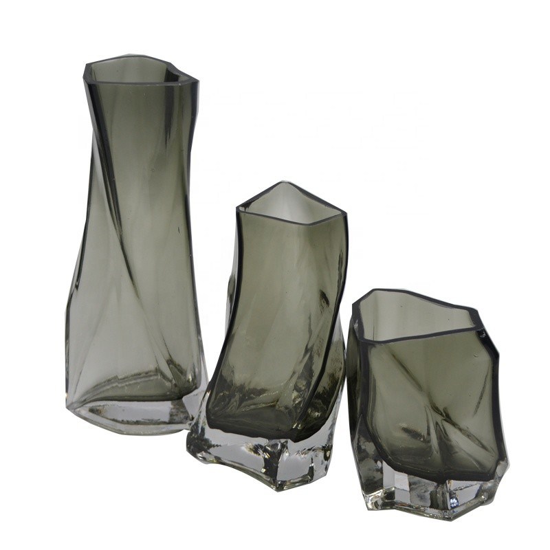kualitas 3 Size Warped Grey Color Tall Centerpiece Vases pabrik
