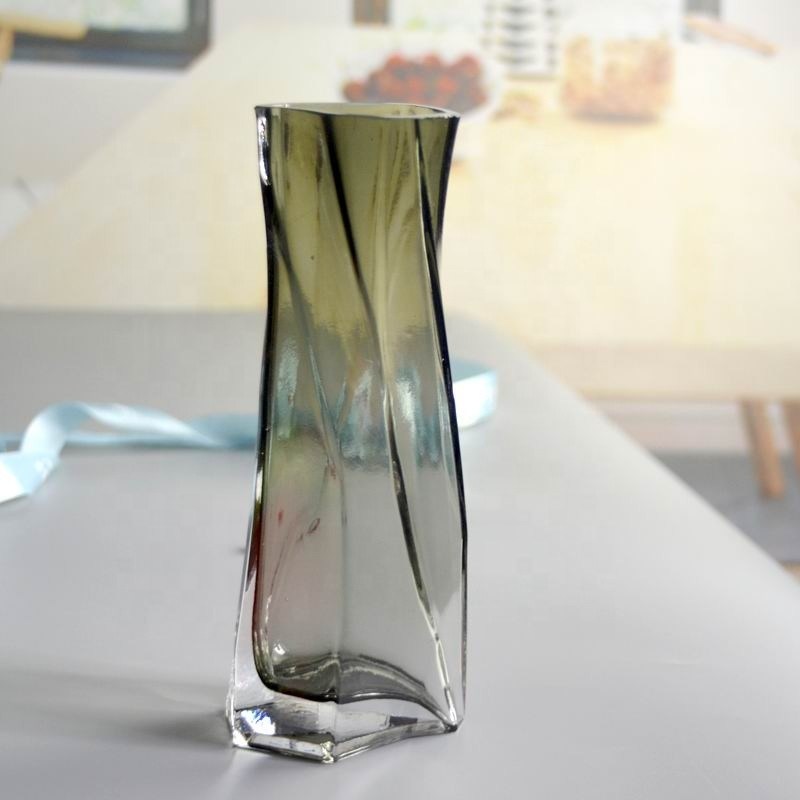 kualitas 3 Size Warped Grey Color Tall Centerpiece Vases pabrik
