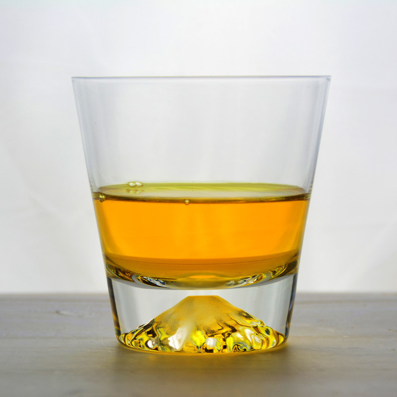 kualitas Heavy Base Transparent Handmade Whiskey Glass For Party pabrik