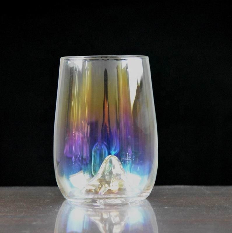 kualitas 14 Oz Whiskey Glasses With Creative Ice Montain Bottom pabrik