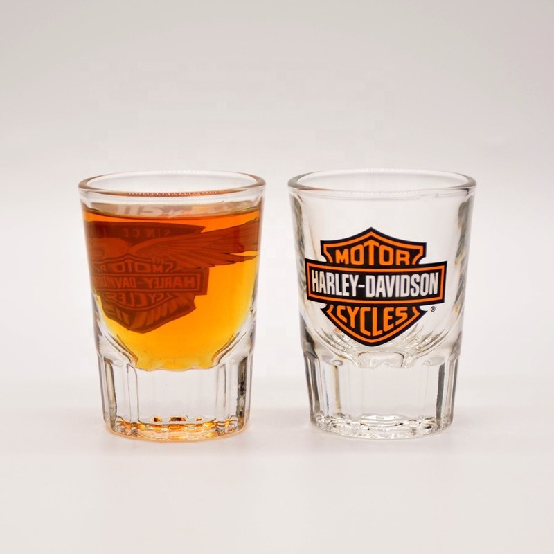 kualitas 2oz Unique Shot Glasses pabrik