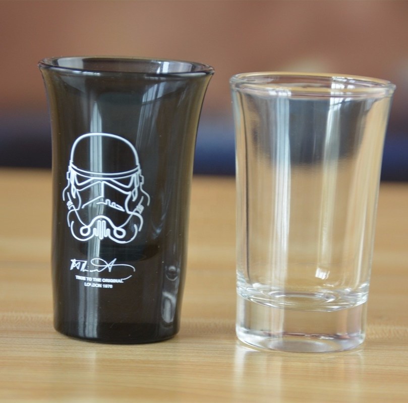 kualitas Logo Printed Clear  Unique Shot Glasses With Color Decal pabrik