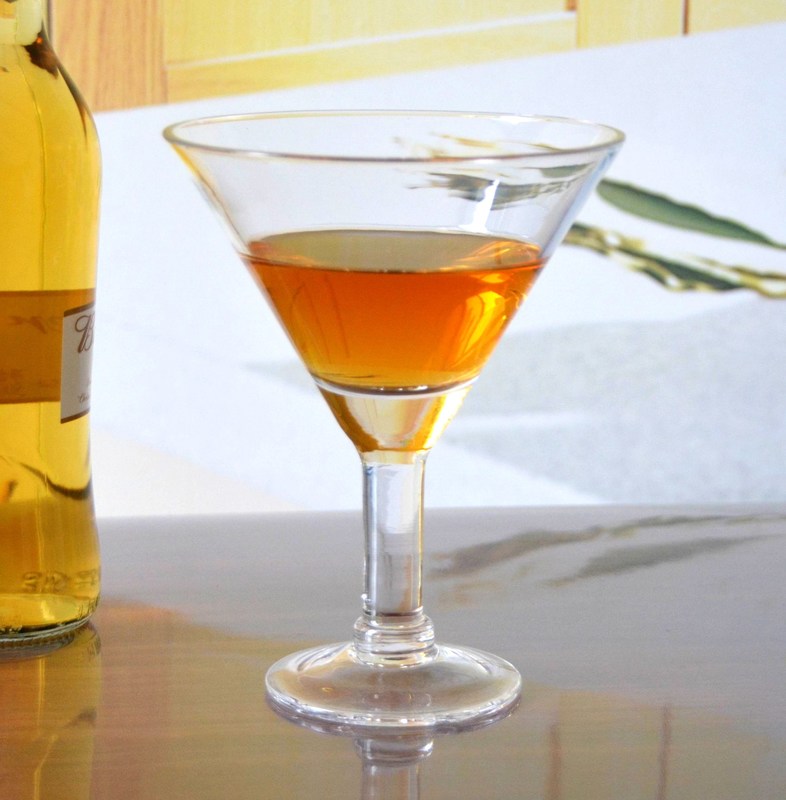 kualitas Unique Customization Thick Stem Crystal Cocktail Glasses pabrik