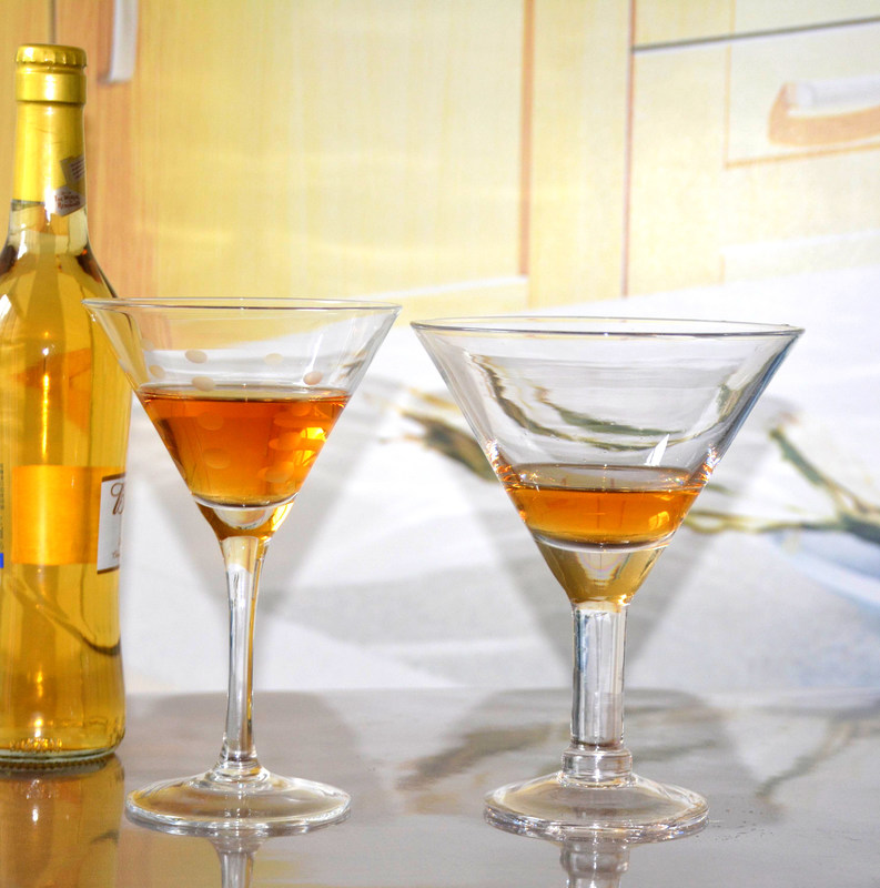 kualitas Unique Customization Thick Stem Crystal Cocktail Glasses pabrik