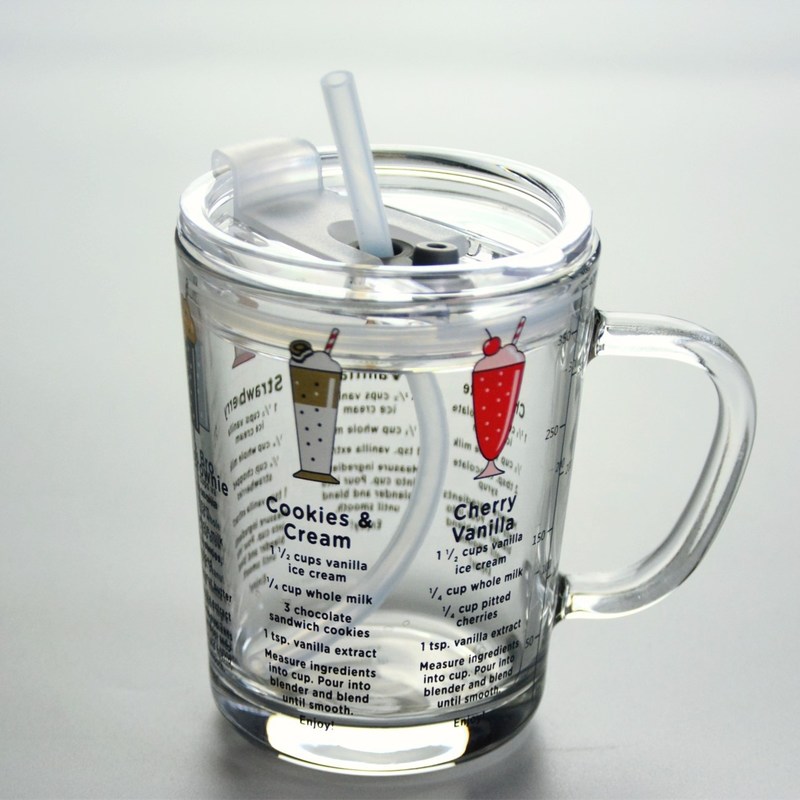 kualitas Cartoon Crystal Drinking Glass With Lid And Silicate Straw pabrik