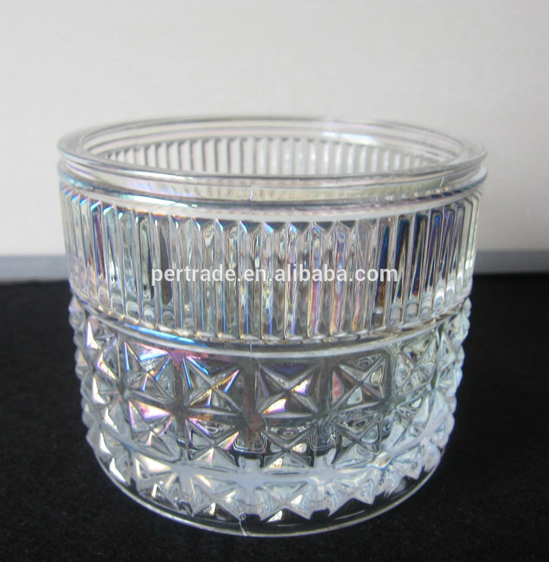 kualitas Embossed Diamonds Pattern Glass Storage Jars With For Candle pabrik