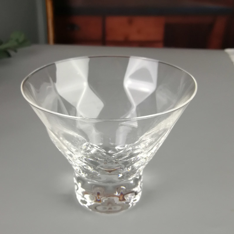 kualitas Lead Free Crystal Cocktail Glasses With Optical Diamonds Design pabrik