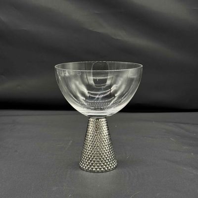 kualitas Lead Free Crystal Electroplate Diamond Base Wine Glass Set Featuring Modern Art Style Unik Sempurna Untuk Makan Elegan Dan Acara Khusus pabrik