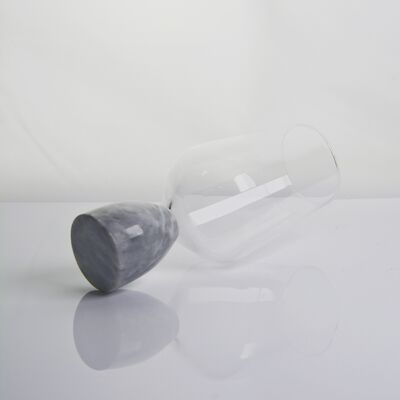 kualitas Hand Blown Crystal Wine Glass with Modern Gray Marble Stem Base Ultra Clear Bowl Perfect for Dinner Parties and Everyday pabrik