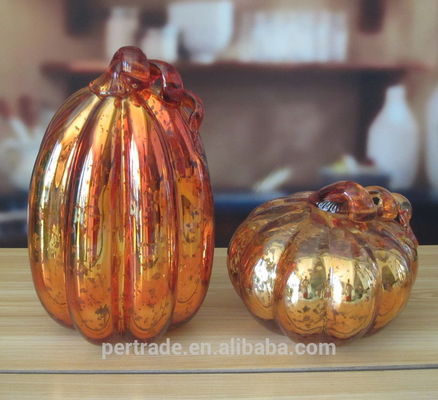 kualitas Pumpkin Lantern Antique Glass Candle Holders For Halloween pabrik