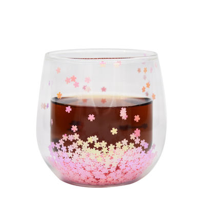 kualitas Customized Double Wall Glass Coffee Cup Decorative Glitter Tumbler Drinking Glasses pabrik