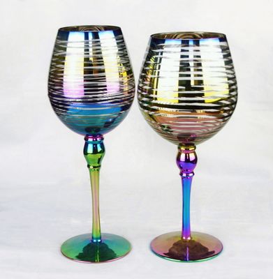 kualitas Laser Circles Pattern Iridescent Crystal Wine Glass With Pearl Stem pabrik