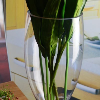 kualitas Europe Style Long Stem Glass Vase Centerpiece For Party pabrik