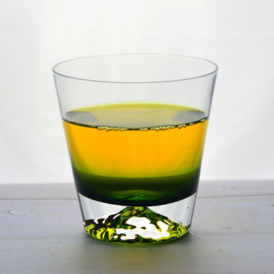 kualitas Heavy Base Transparent Handmade Whiskey Glass For Party pabrik