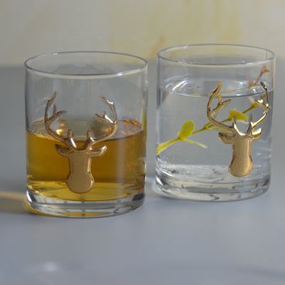 kualitas Decorative Round Personalised Whisky Glass For Christmas pabrik