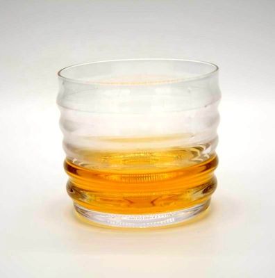 kualitas Anti Skidding Handmade Whiskey Glass With Wave Pattern pabrik