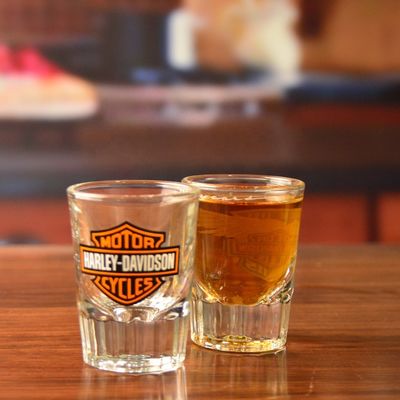 kualitas 2oz Unique Shot Glasses pabrik