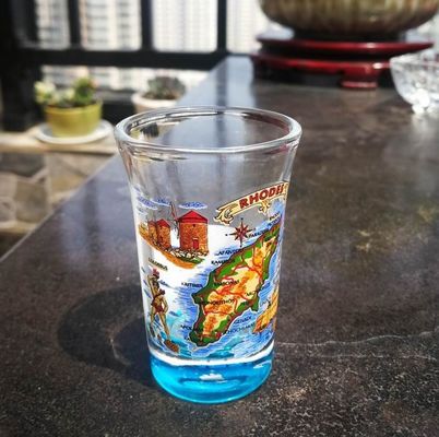 kualitas Logo Printed Clear  Unique Shot Glasses With Color Decal pabrik