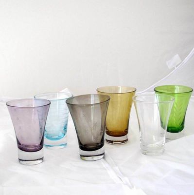 kualitas 2oz Six Color CIQ Unique Shot Glasses For Liqour Promotion pabrik