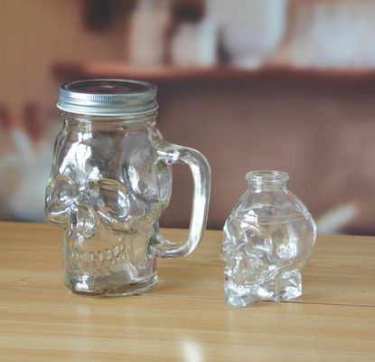kualitas Customize Skull Shaped Unique Shot Glasses In Crystal Head pabrik