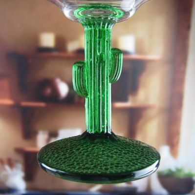 kualitas Ins Cactus Plant Stemed Round Vintage Martini Glasses pabrik