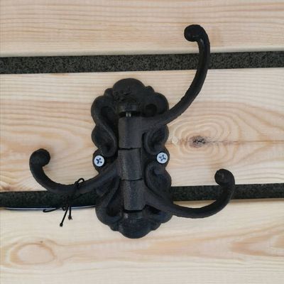 kualitas Vintage Black Iron Hooks Cast Iron Crafts For Entryway pabrik
