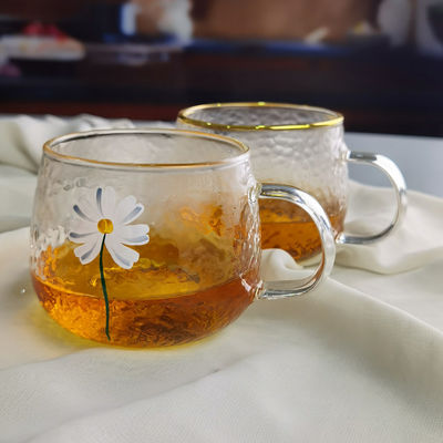 kualitas Borosilicate Hammered Texture Tumbler Drinking Glasses With Golden Rim pabrik