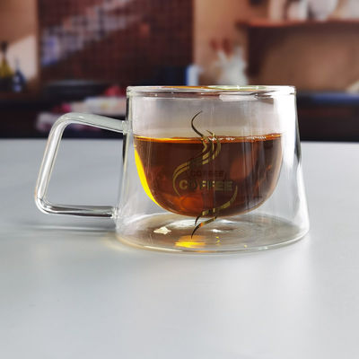 kualitas 200ml Borosilicate Double Layer Glass Coffee Mug With Golden Logo pabrik